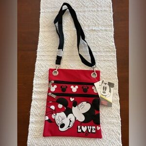 NWTDisney Mickey & Minnie Mouse Love Red Crossbody Bag Purse Zip Travel Wallet
